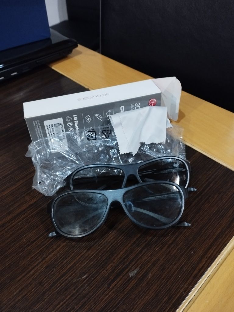 LG 3D Glasses AG-F310 oculos