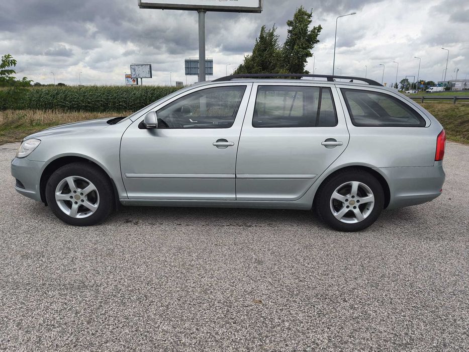 Octavia 1.6mpi 102KM Manual Kombi