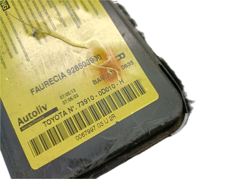 Airbag banco direito TOYOTA Yaris (_P1_)