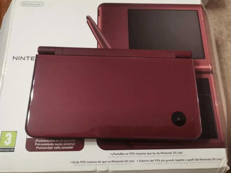 Nintendo DS XL com 2 jogos