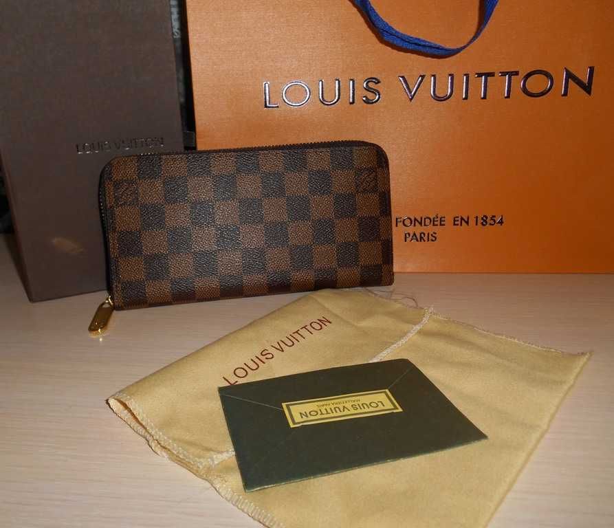 LOUIS VUITTON Zippy Portfel na present, skóra 01578