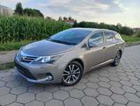 Toyota Avensis Super stan pełen serwis