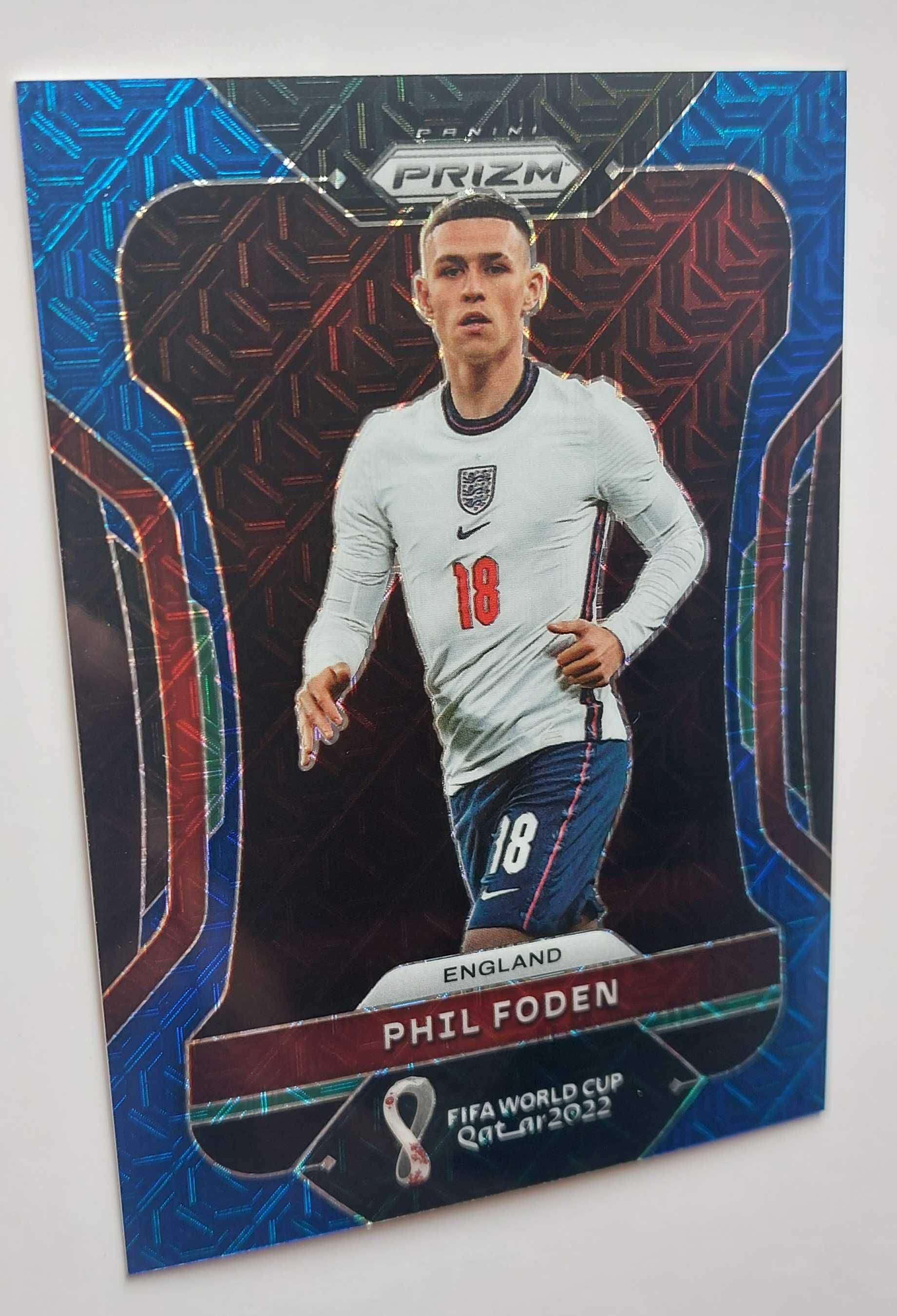 FIFA World Cup 2022 Qatar Phil Foden Prizm Blue Mojo #93 /75 England