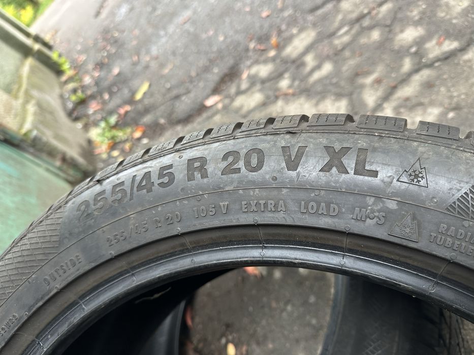 Резина 255/45/20 Continental R20 зима пара 95%