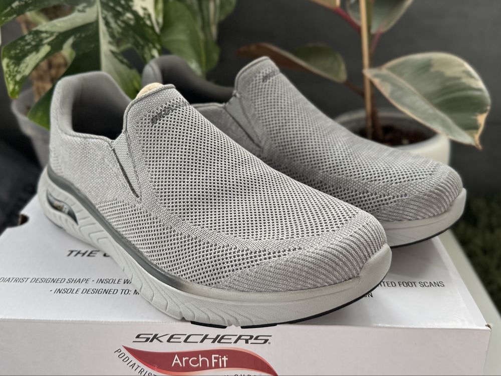 Мокасини Skechers Arch Fit Crosser