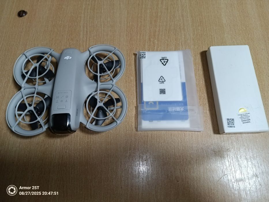 Продам dji neo майже новий