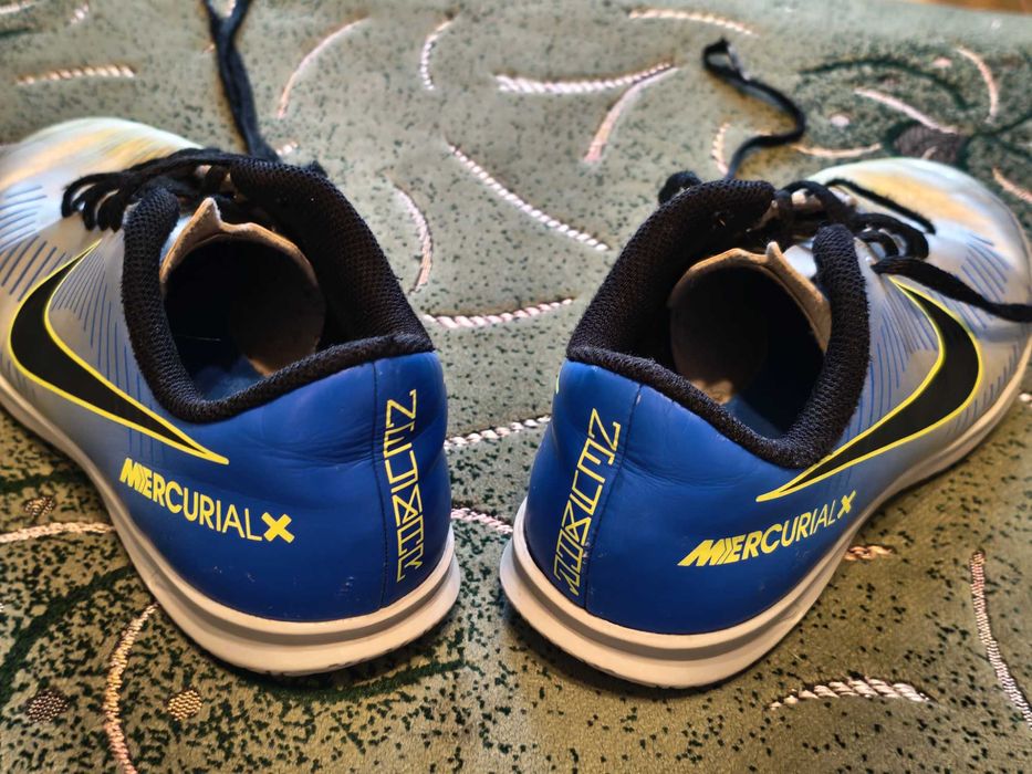 Футзалки Nike Mercurial оригинал размер- 34 стелька-21,5см