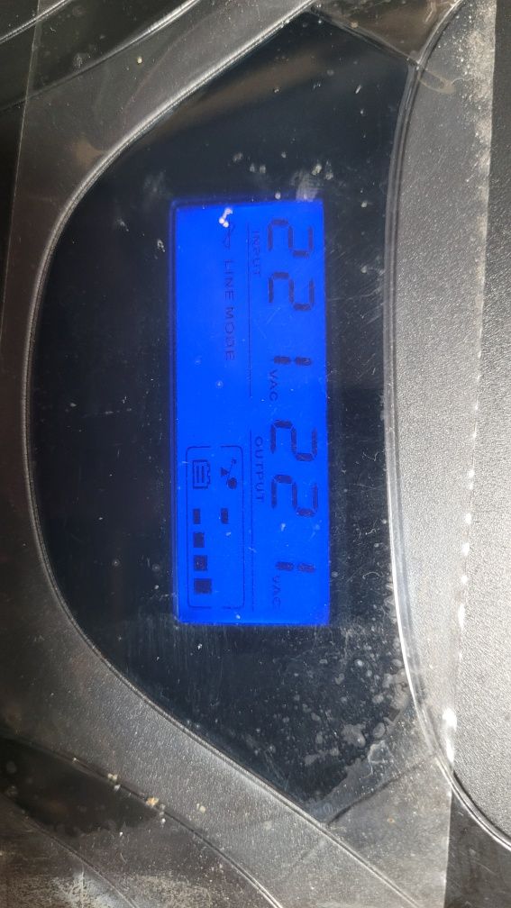 UPS Ever Easyline 1200 AVR usb