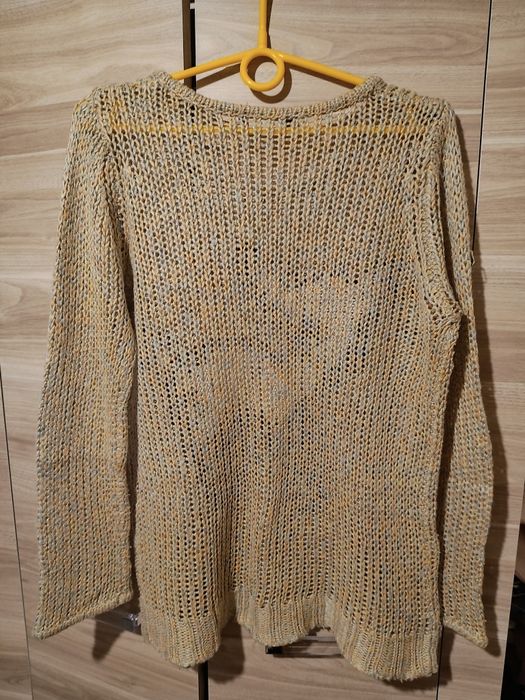 Sweterek bluzka z jelonkiem