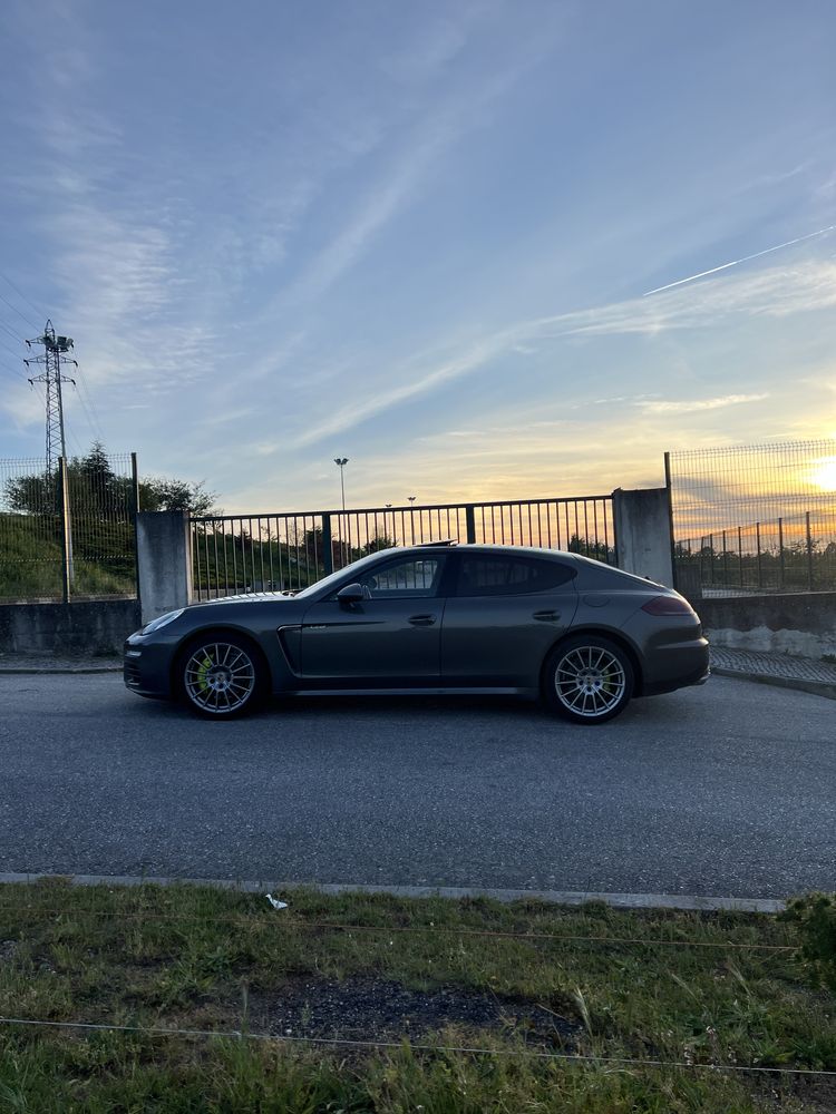 Porsche Panamera S e-hybrid