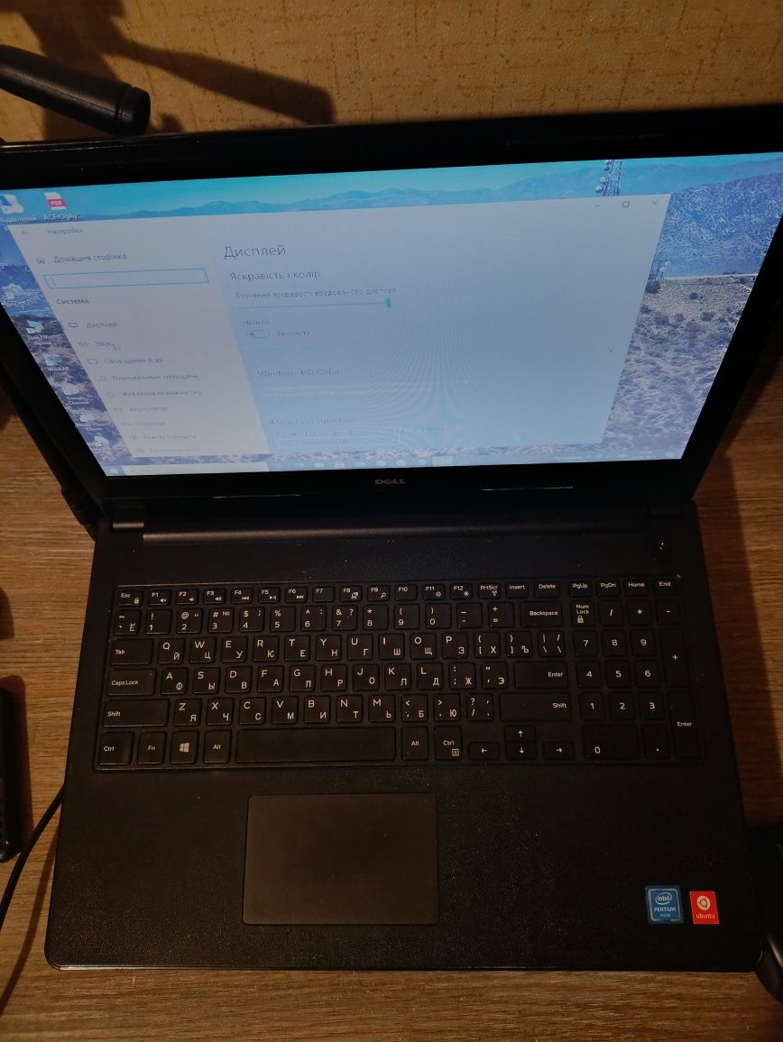 Ноутбук dell inspiron 15