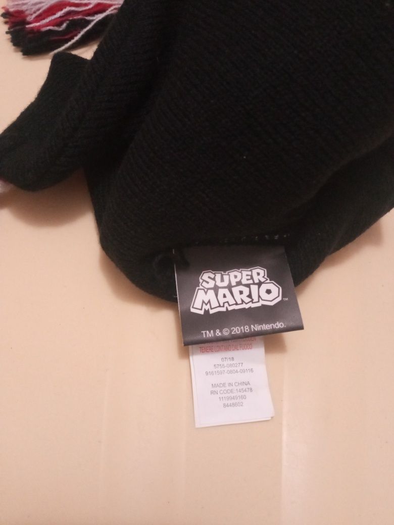 Czapka super Mario bardzo dobry stan elegancka