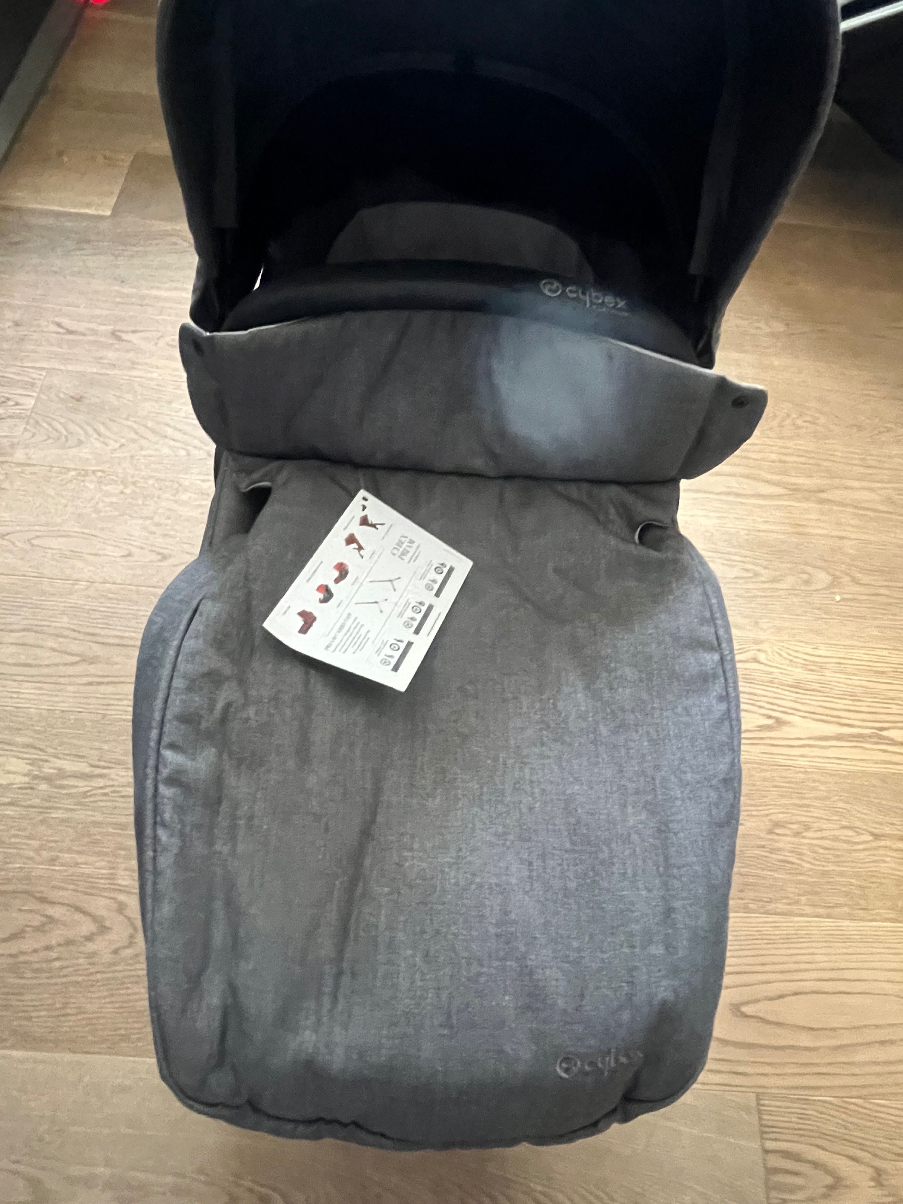 Wózek Cybex Priam + gondola + bogate wyposażenie