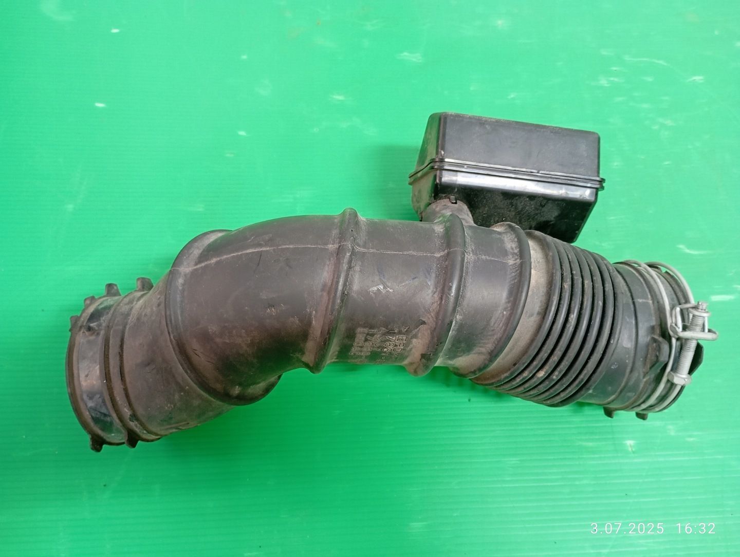 RURA FILTA POWIETRZA REZONATOR TOYOTA RAV4 2018- 17812-37040