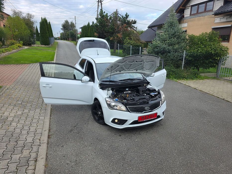 Kia ProCeed KIA ProCeed BARDZO ŁADNA I zadbana full opcja alufelgi 1,6 BENZYNA-GAZ