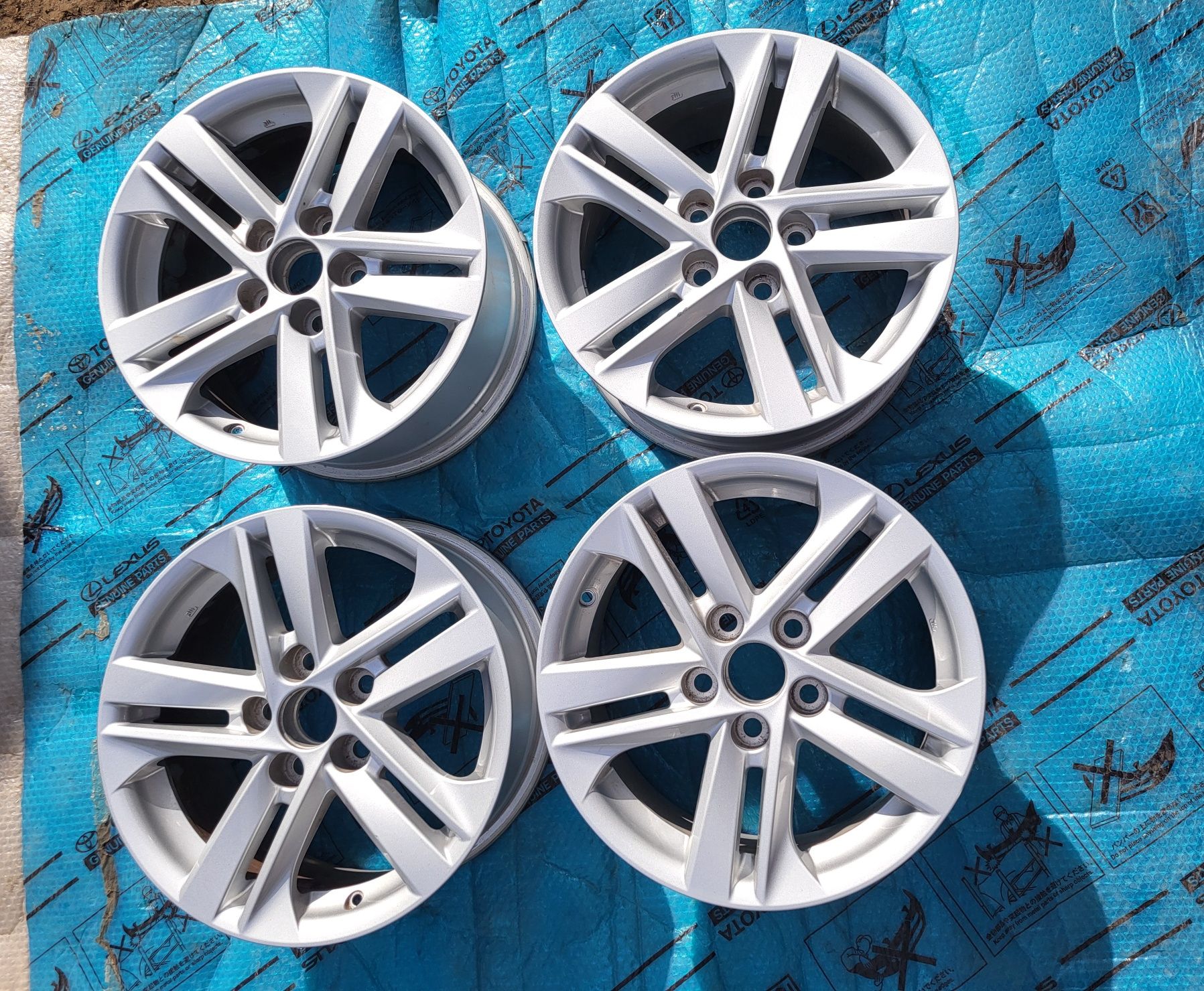 Toyota Auris II Corolla E21 Felga 16"x7J ET40 5x114,3 8418-7 Maxion10