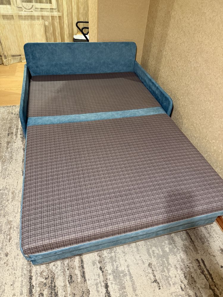 Продам кресло-диван 120*200 см