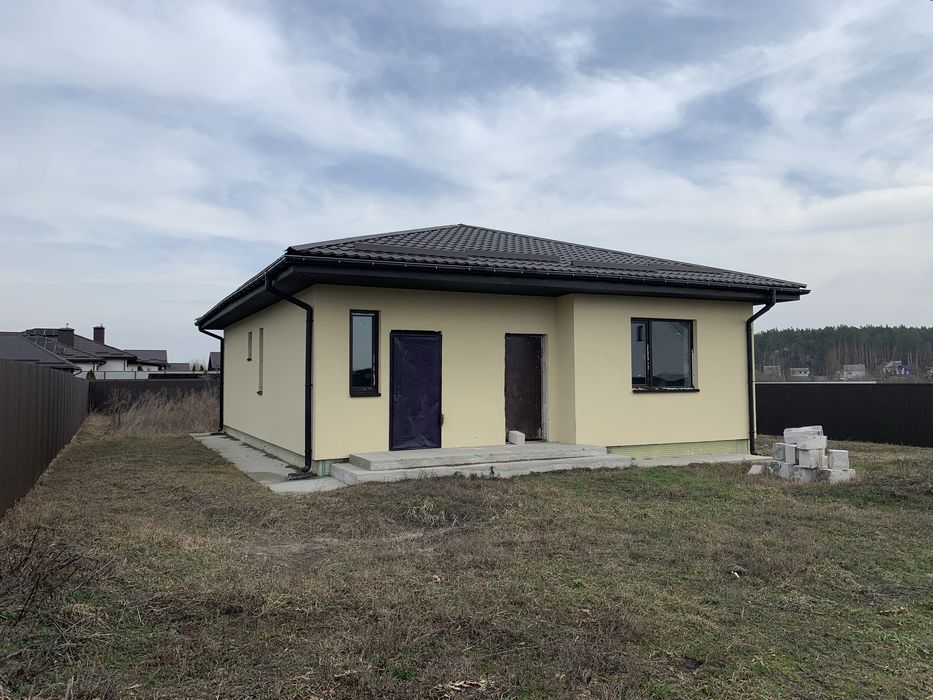 Продається будинок в закритому котеджному містечку!