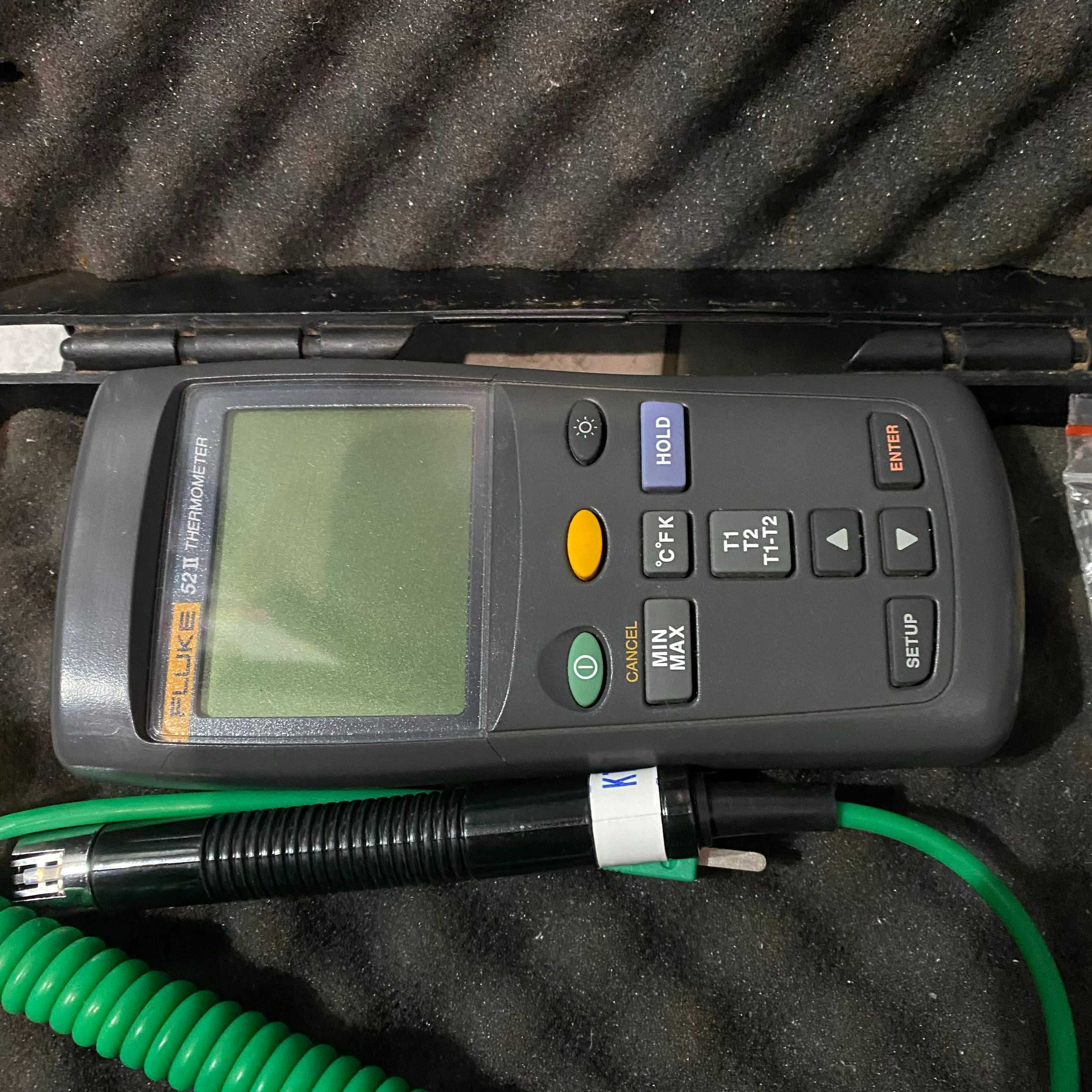 Termometr Fluke 52 II z Walizką
