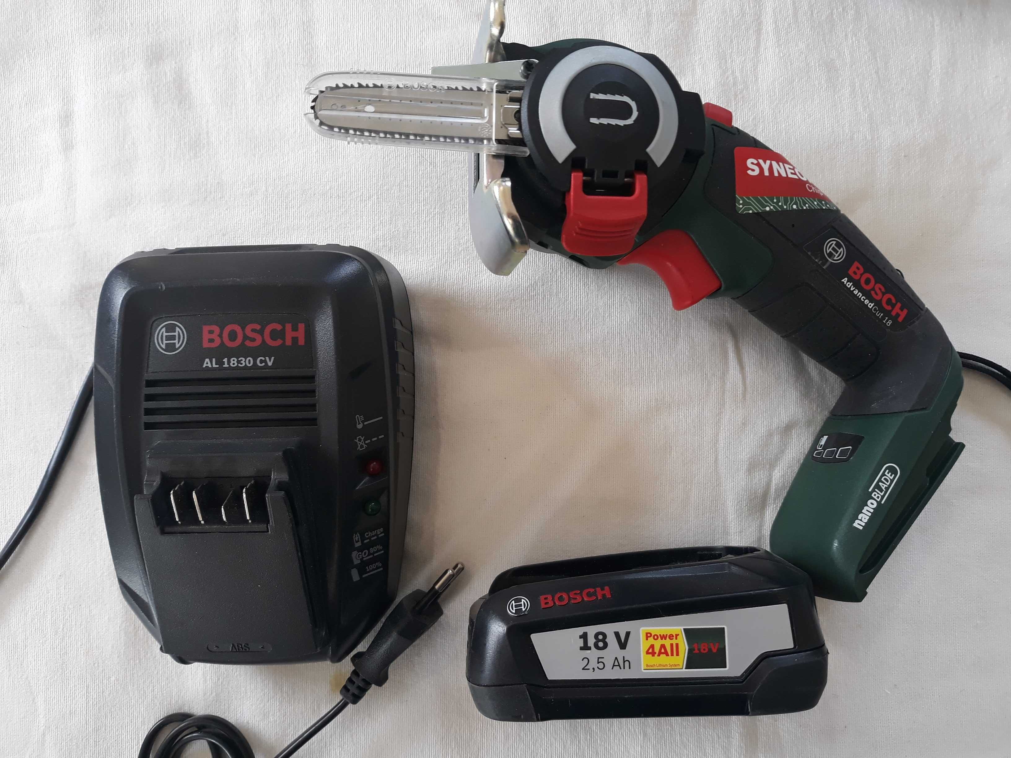 BOSCH AdvancedCut 18 nano BLADE 18V zestaw PILARKA Piła Wyrzynarka