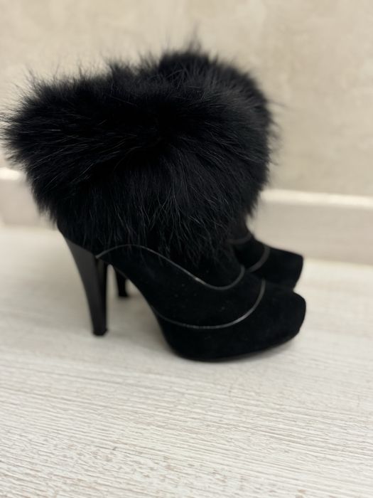 Ботильоны замшевые