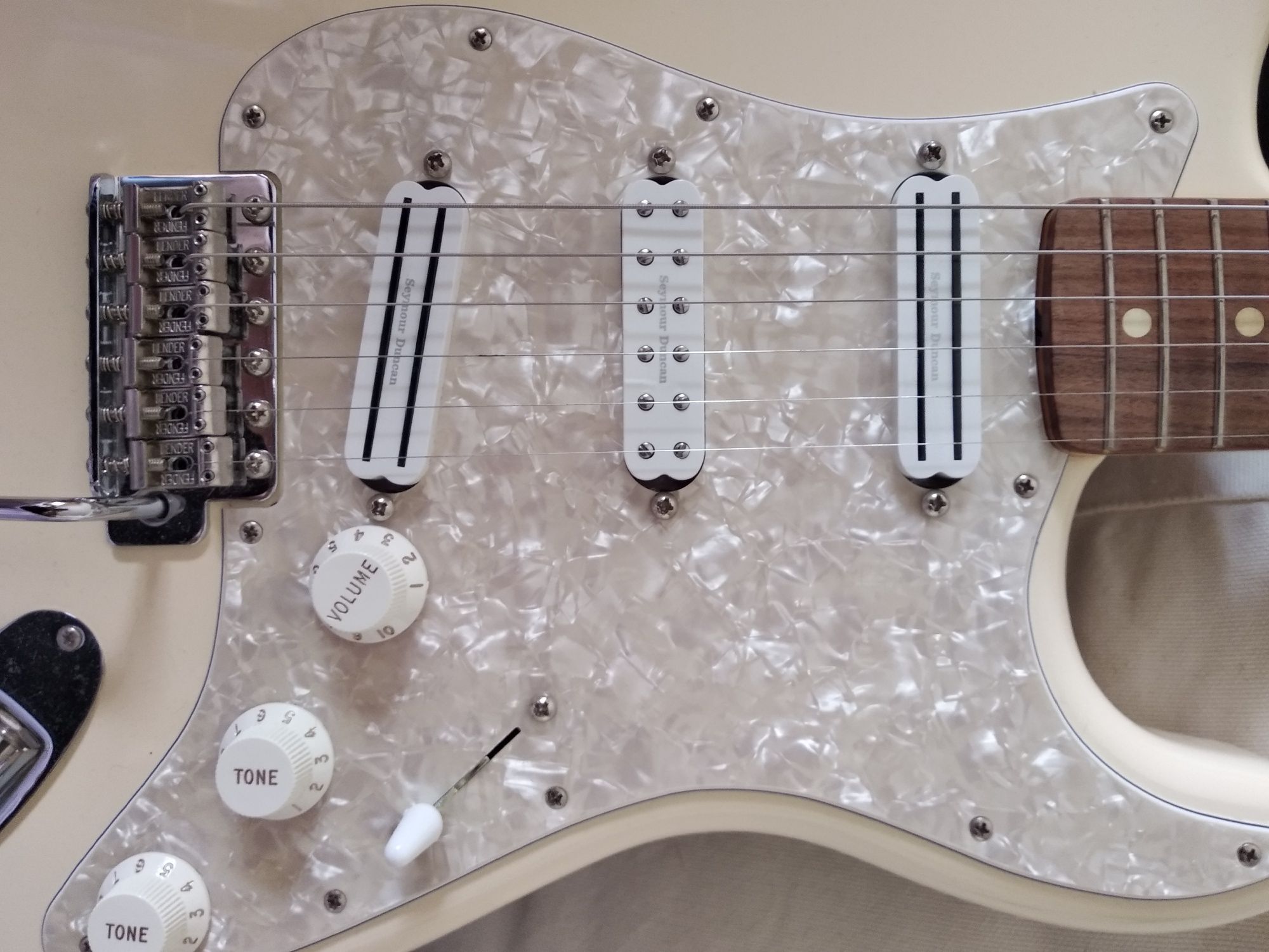 Seymour Duncan Dave Murray Pickguard