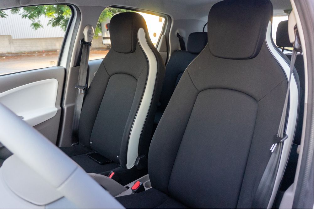 Vendido - RENAULT ZOE LIFE 41 kWh C/IVA DEDUTIVEL