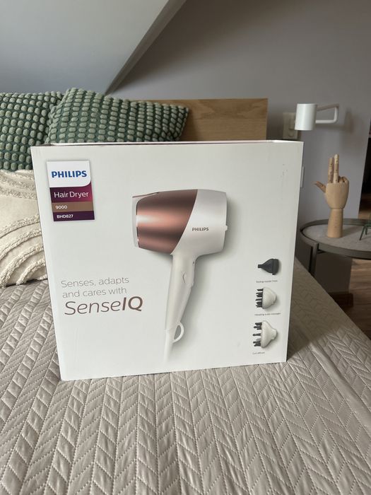 SenseIQ Hair Dryer BHD827 Philips