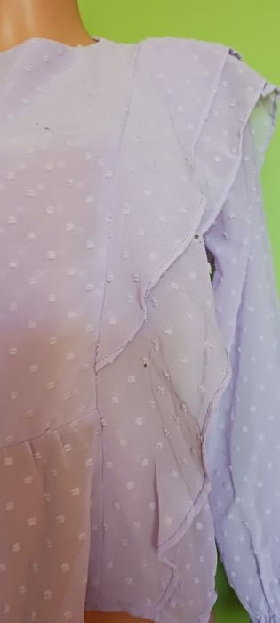 Liliowa szyfonowa bluzka z baskinką rozm.40