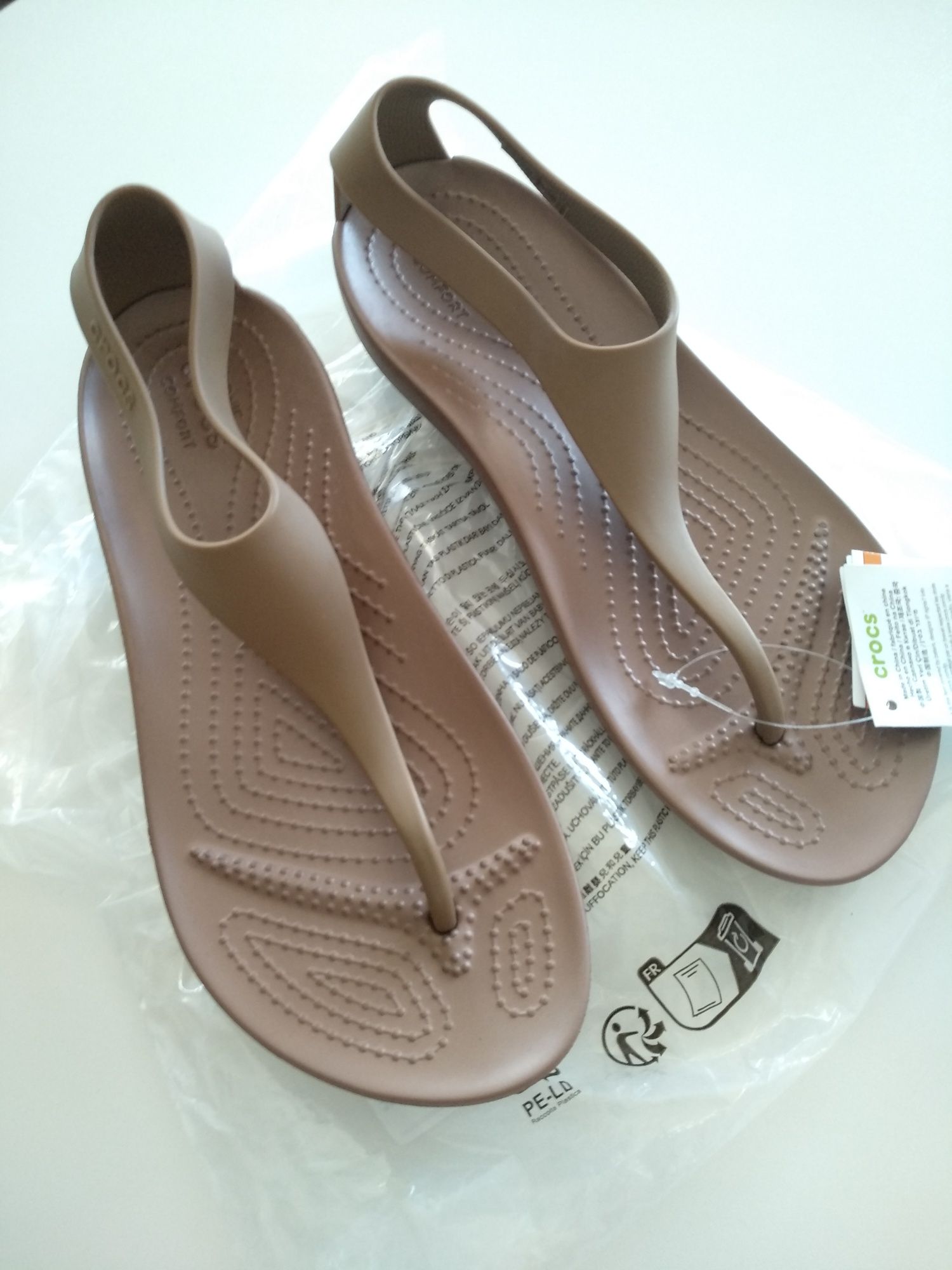 Crocs Serena Flip W8 38-39