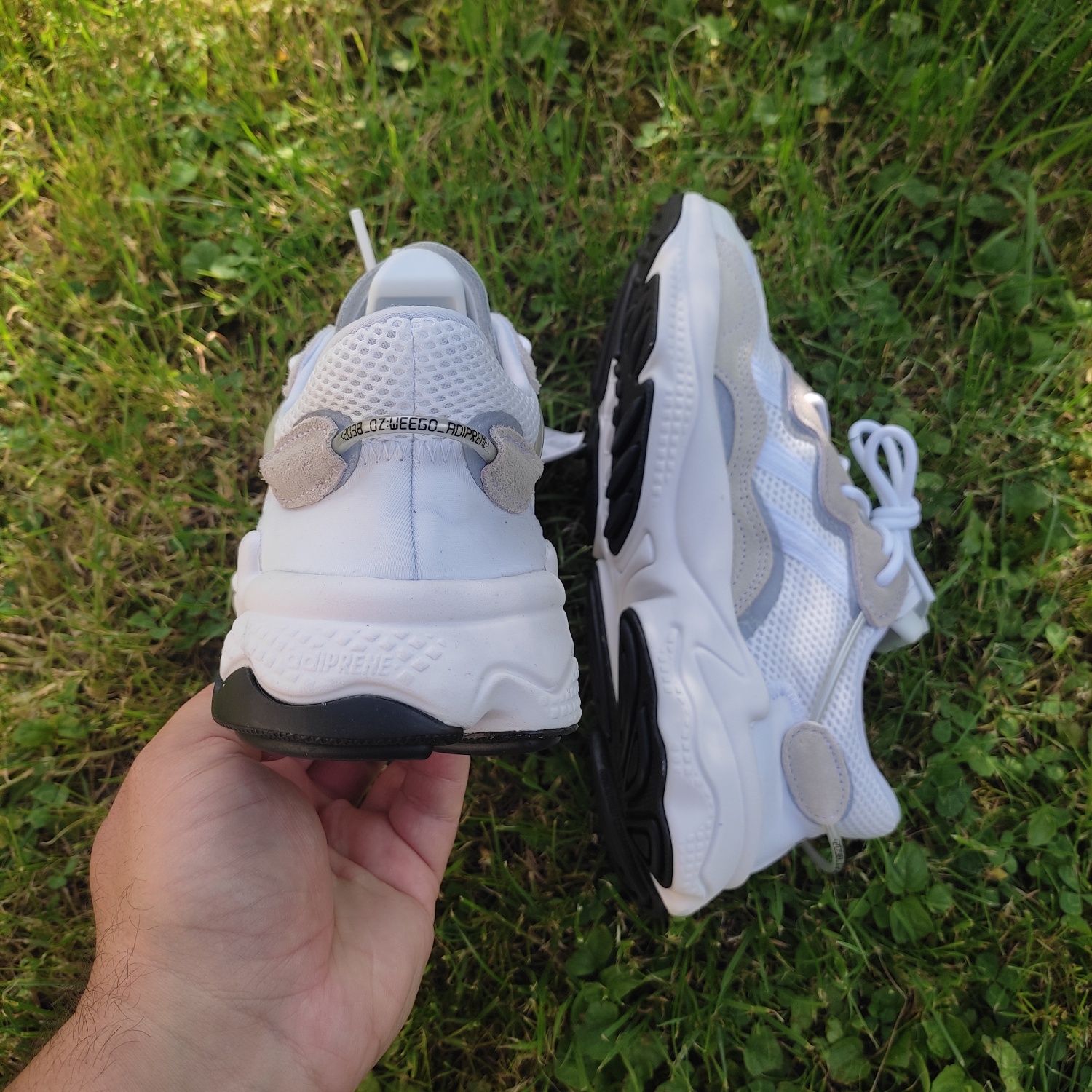 Adidas   Ozweego