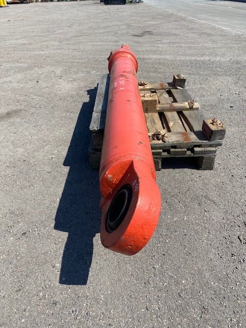 siłownik hydrauliczny duży nowy