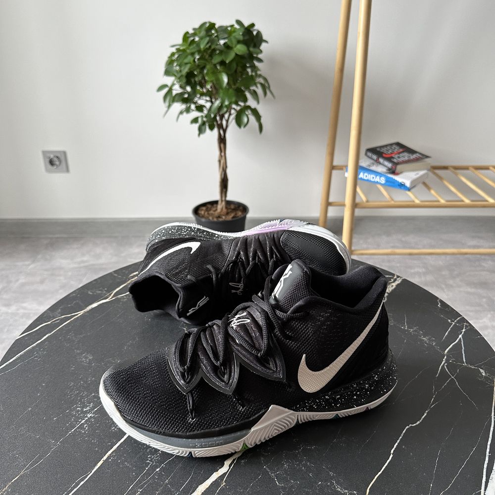 Nike Kyrie 5 EP 'Black Magic' AO2919-901