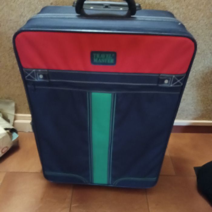 Walizki i torby podróżne