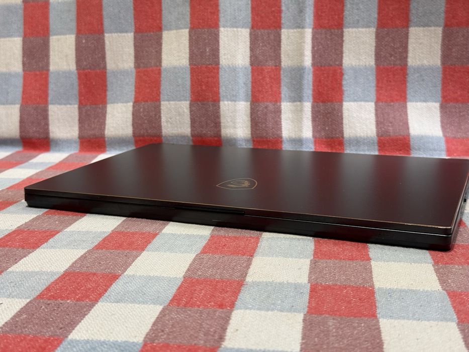 MSI GS65 Stealth 8RF 144Hz/i7-8750H/ 32GB/1TB SSD/GTX 1070 Max-Q 8GB