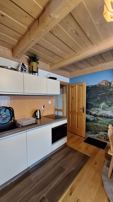 Pokoje I Apartamenty U Jambora z wyżywieniem zapraszamy.
