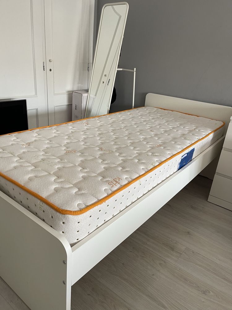 Ikea Estrutura de Cama SLÄKT branca, 90x200