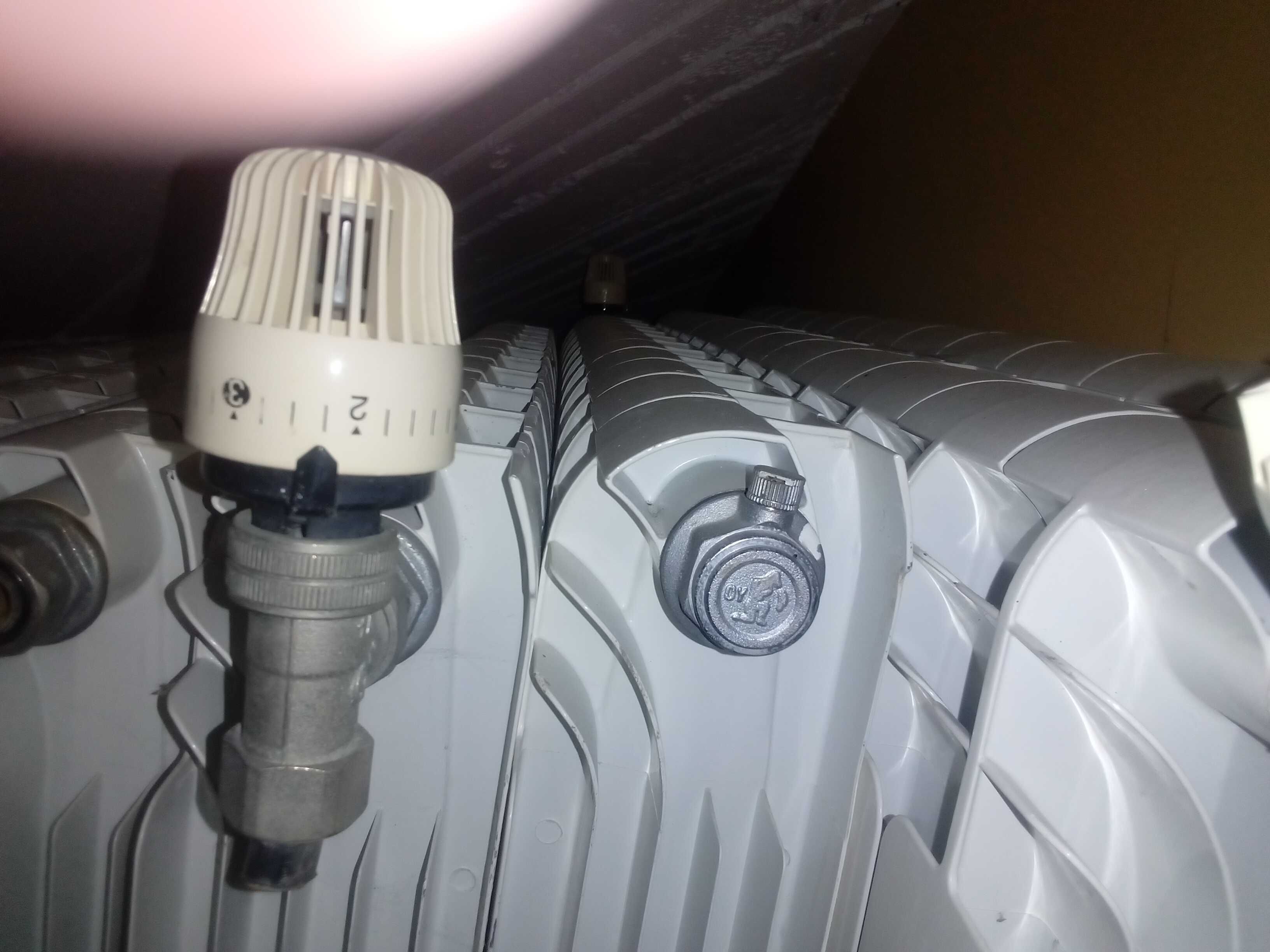 Radiadores de água Orkli funcionais (10)