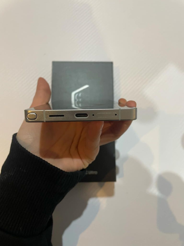 Samsung Galaxy S25 ULTRA