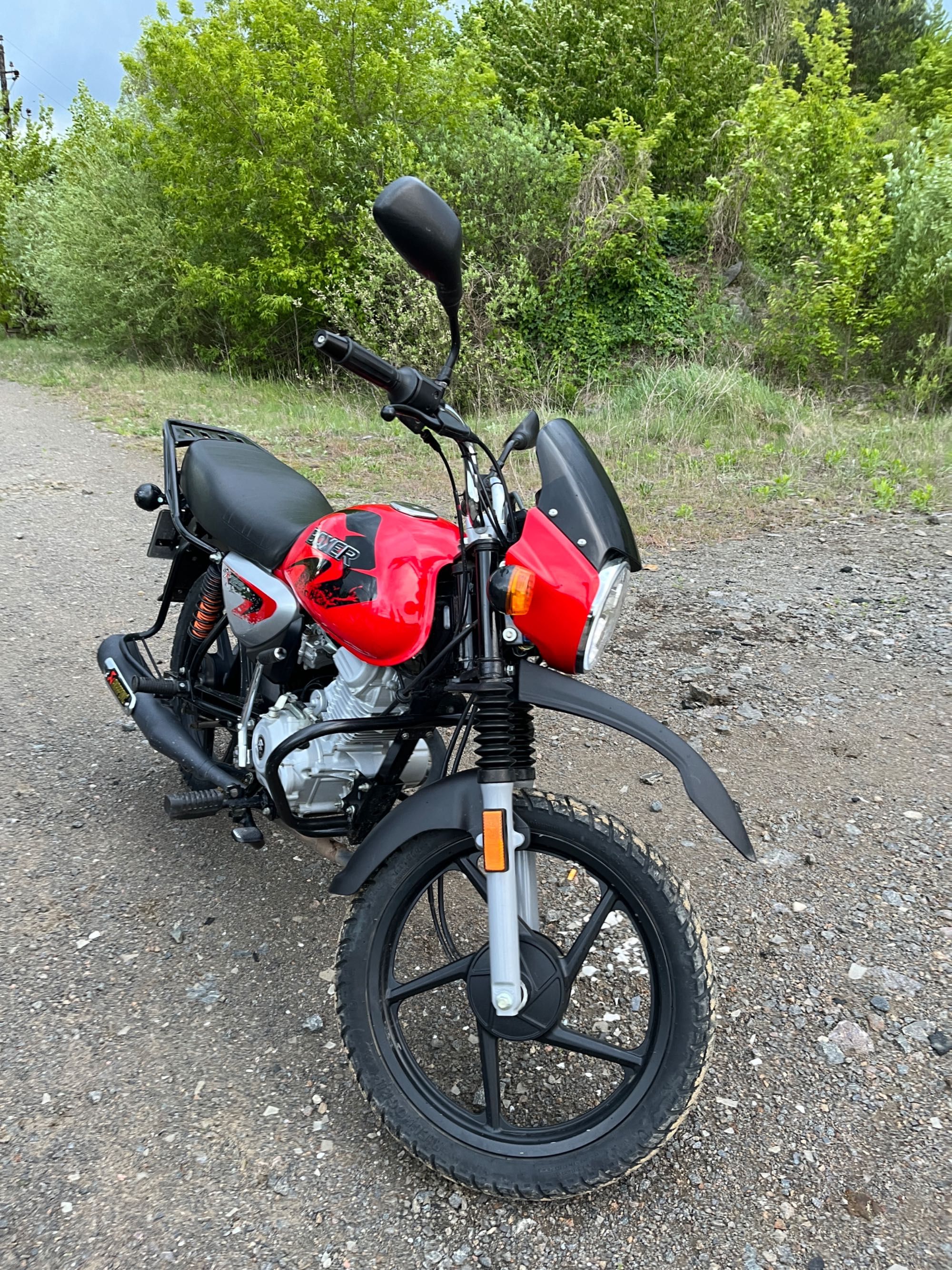 Продам Bajaj Boxer 125