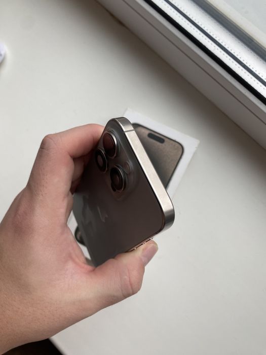 Apple IPhone 16 Pro 256 Gb Natural Titanium Neverlock 100% акб