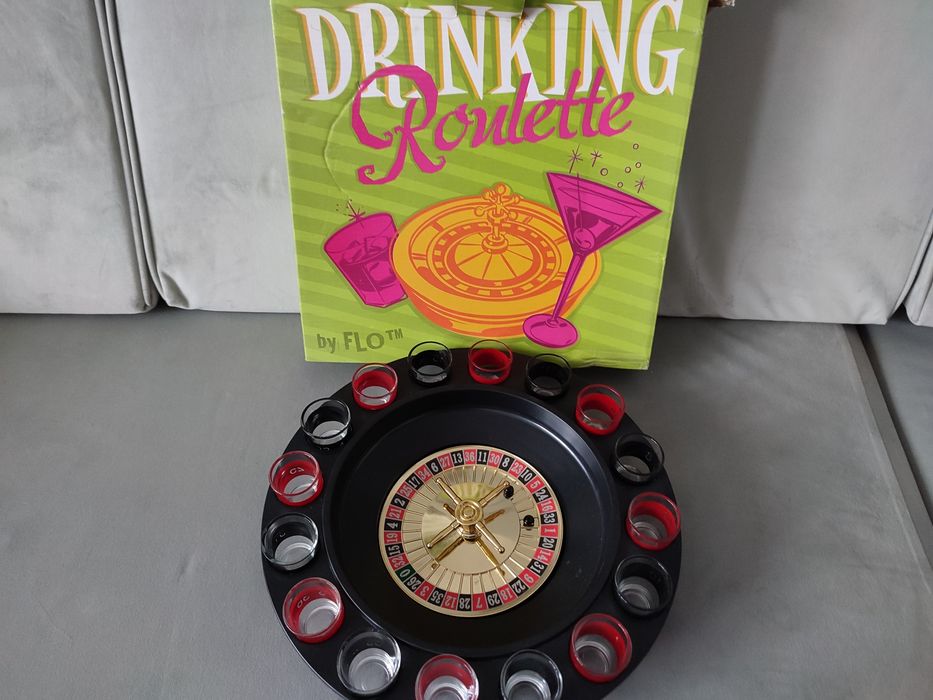 Gra ruletka z kieliszkami do alkoholu godula