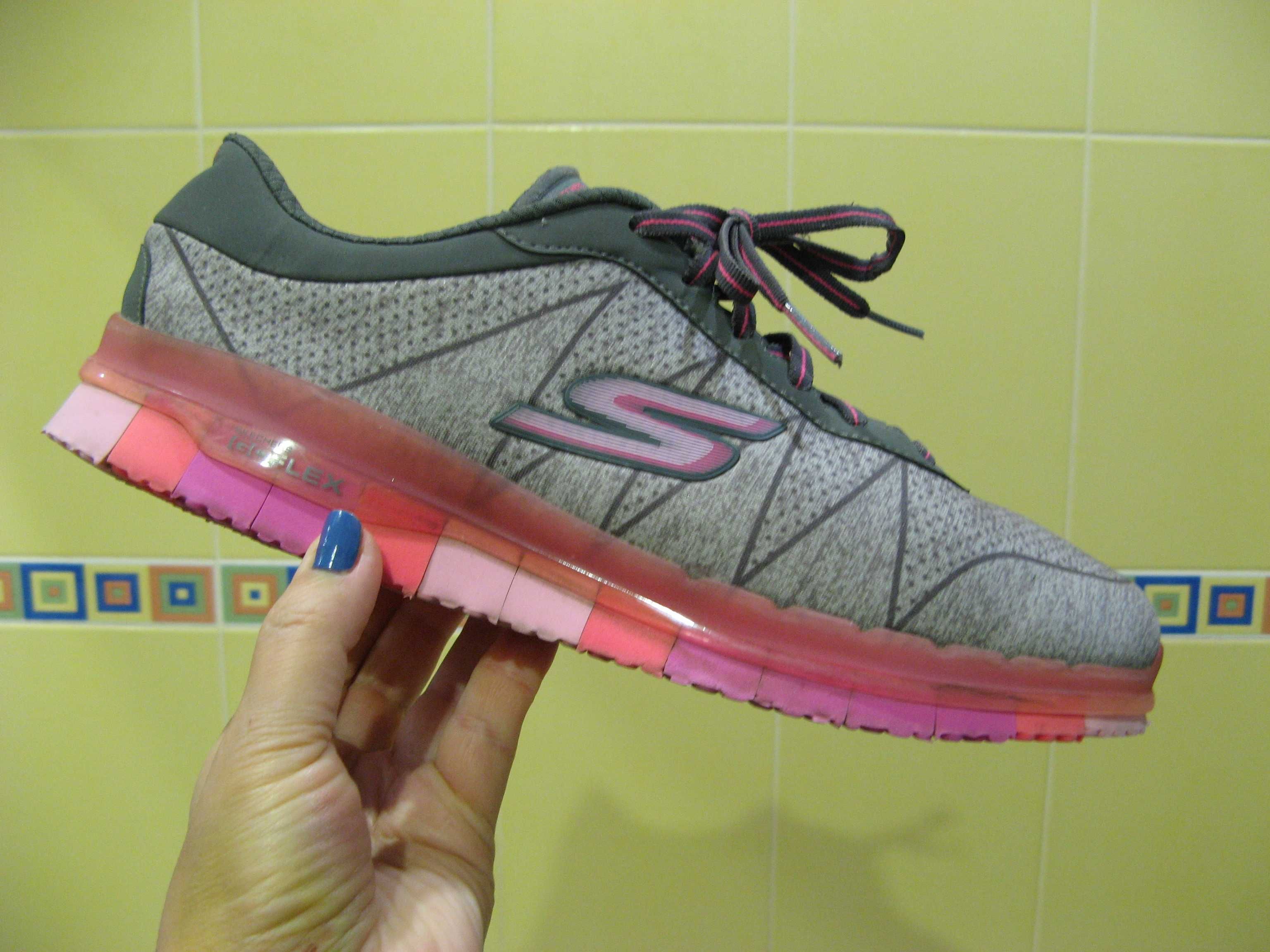 Skechers GoFlex Walk42