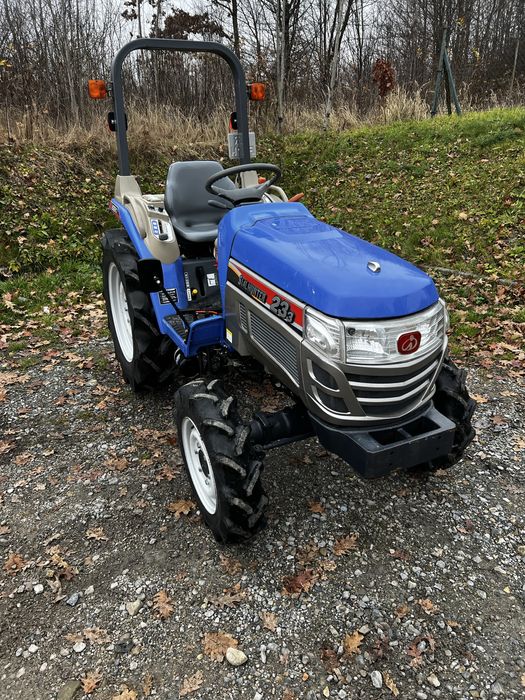Iseki TH233 (japoński traktor)