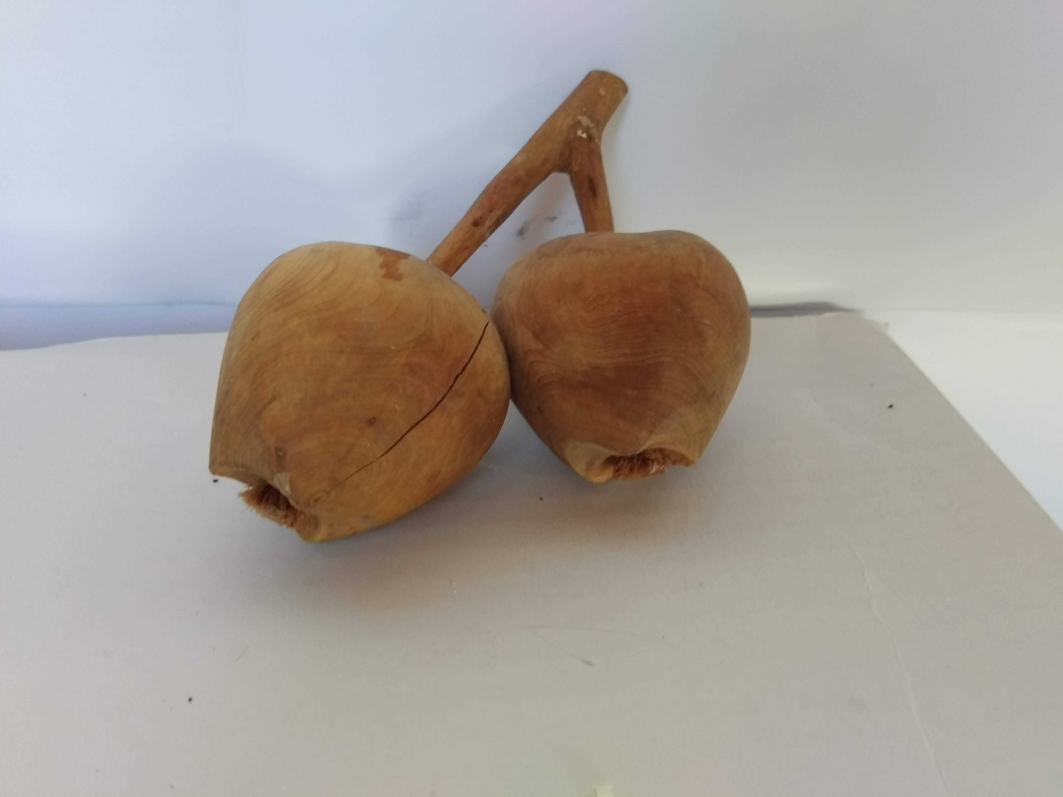 Яблочки деревянные из можжевельника 8х10см