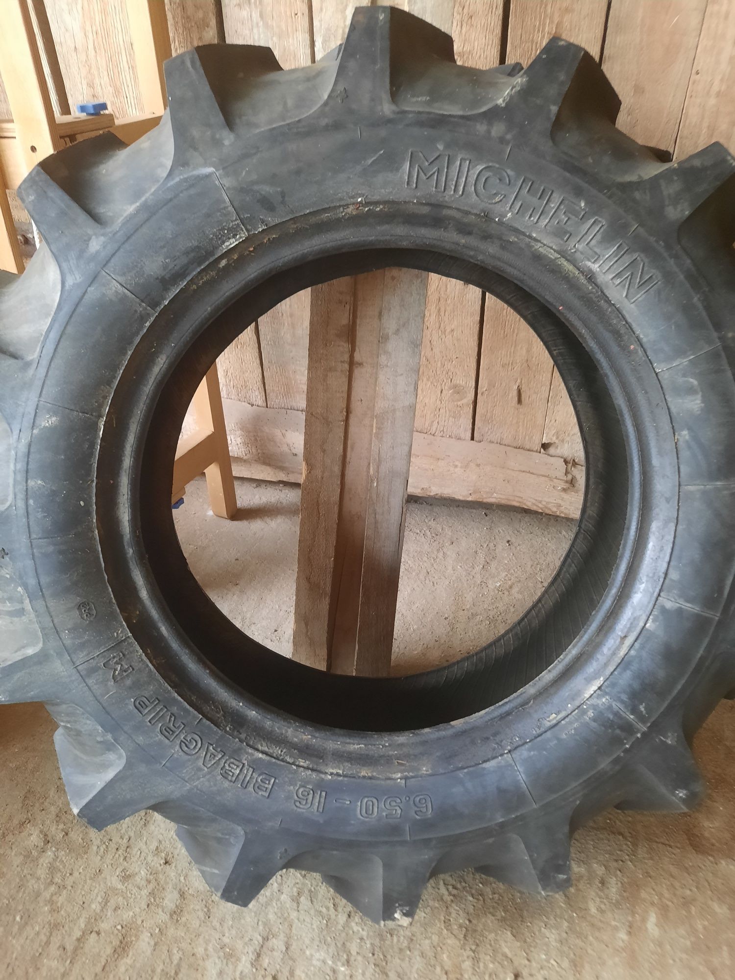 Opona Michelin 6.50 r 16