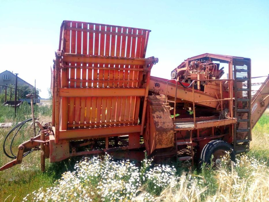 Картоплезбиральний комбайн Grimme