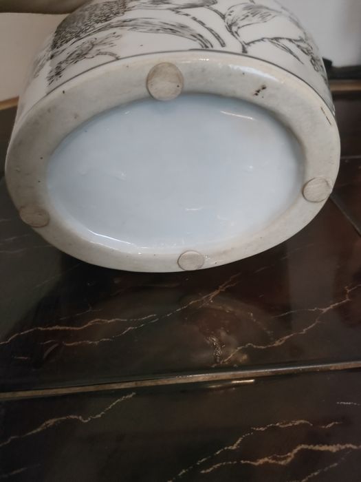 Duży ceramiczny wazon
