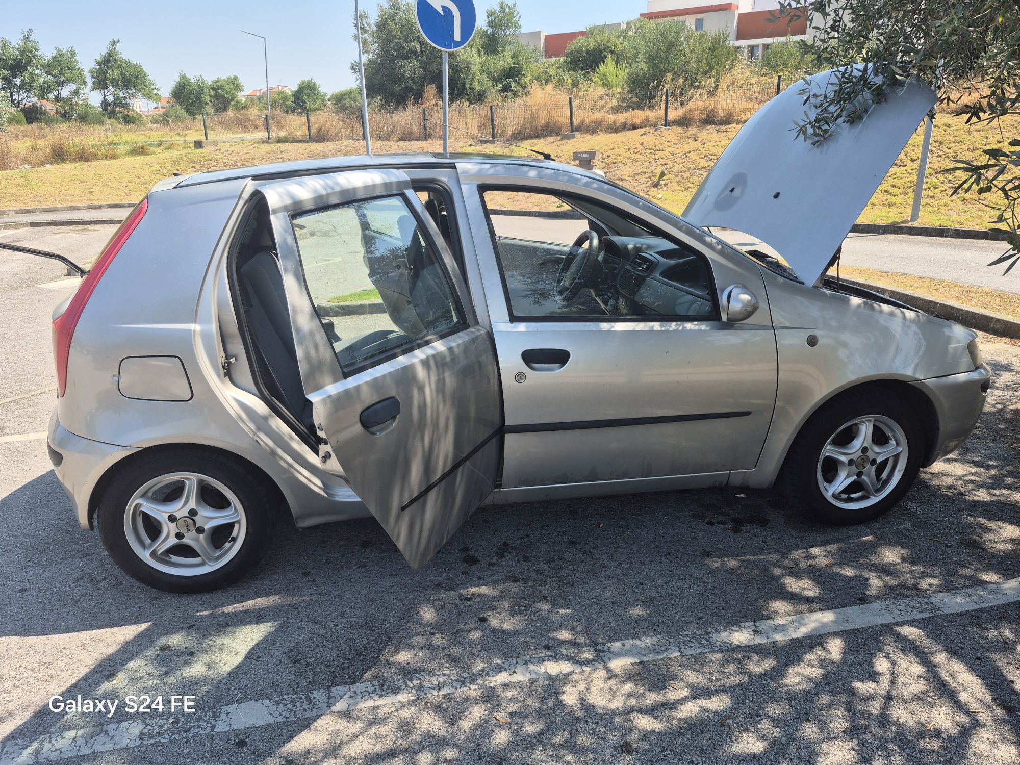 Punto 2002  em ótimo estado