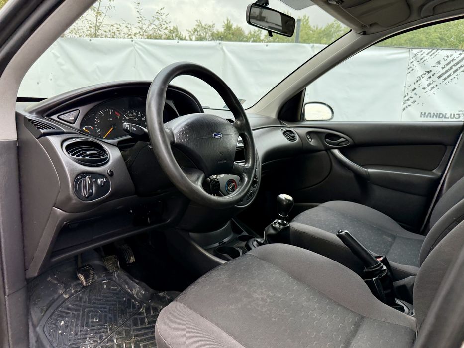 Ford Focus 1.8 TDDI ~ Zarejestrowany ~ Lift ~ Hak ~ Klima ~ Możliwa